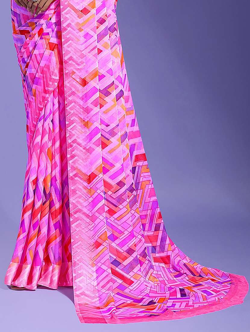 women geometric printed saree  - 21567605 -  Standard Image - 4