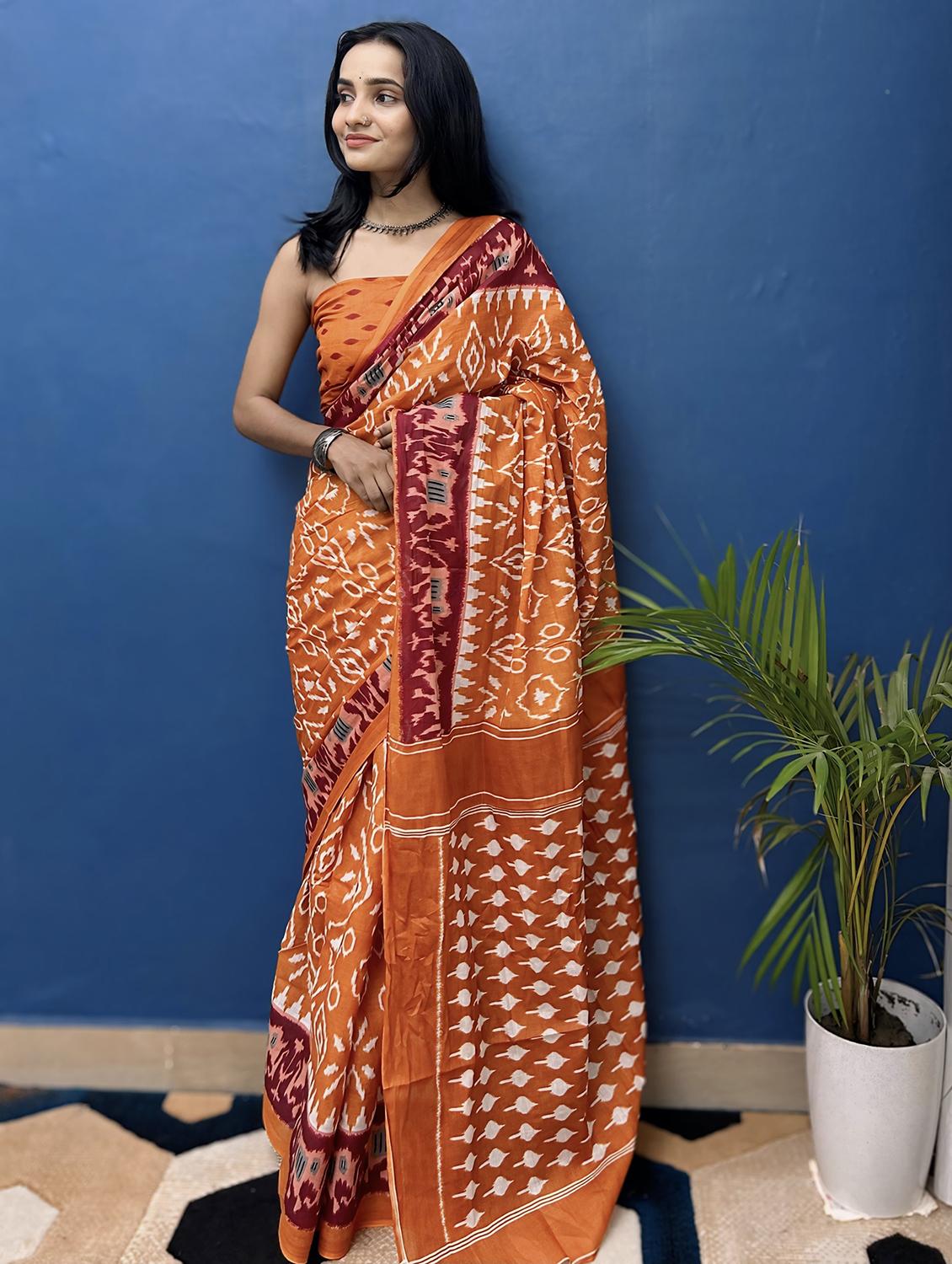 women printed saree with blouse - 21568996 -  Standard Image - 1