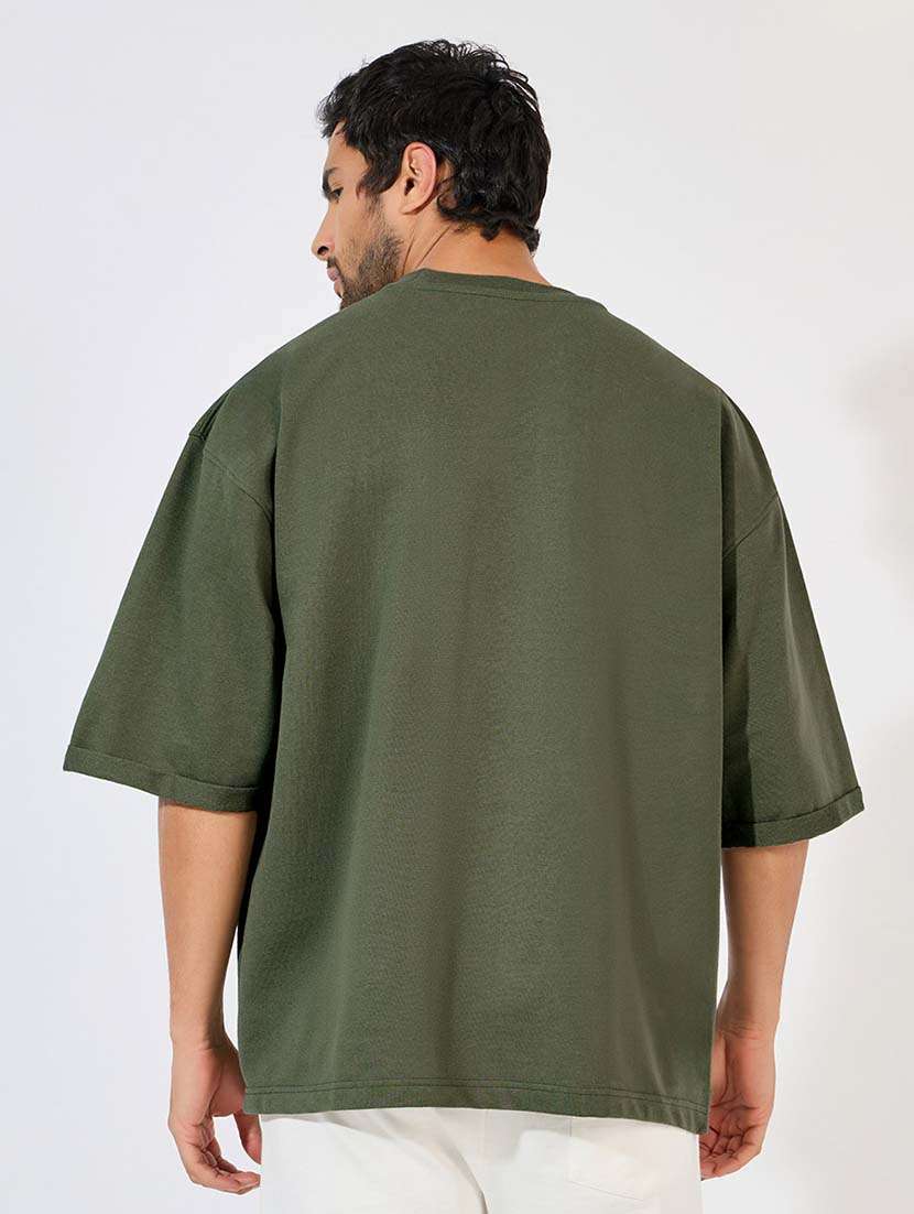 men round neck oversized t-shirt - 21569219 -  Standard Image - 1