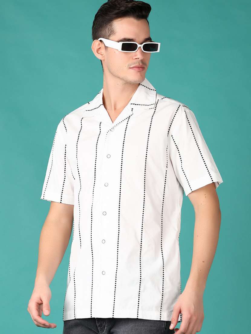 men striped short sleeve shirt - 21569716 -  Standard Image - 1