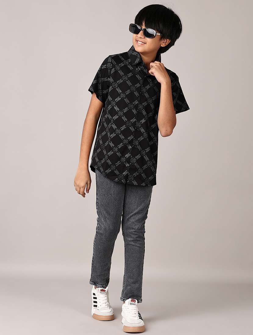 boys short sleeves printed shirt - 21569779 -  Standard Image - 4