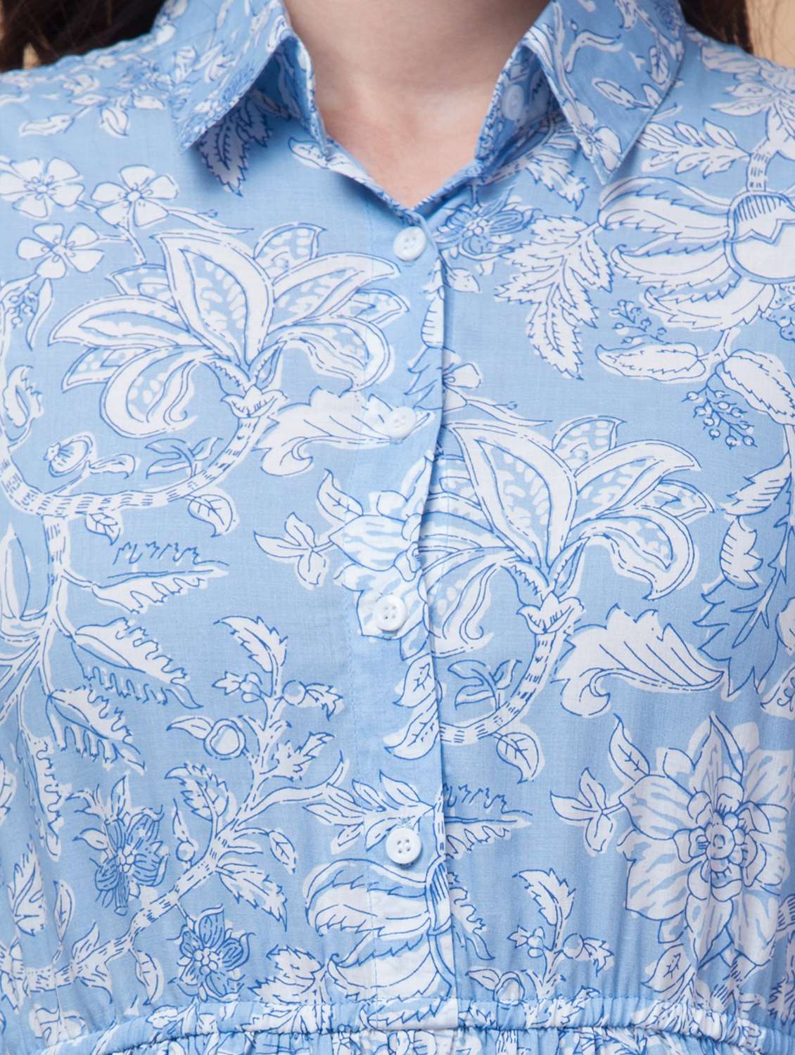 women floral printed light blue fit & flare dress - 21570344 - Standard Image - 4