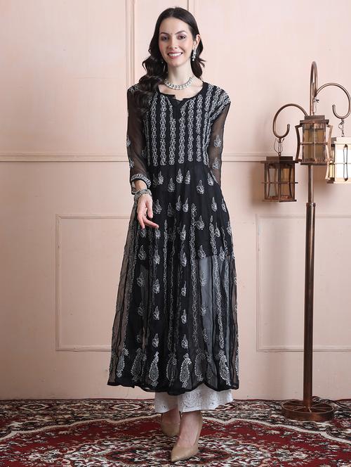 women chikankari round neck kurta - 21572094 - Standard Image - 0