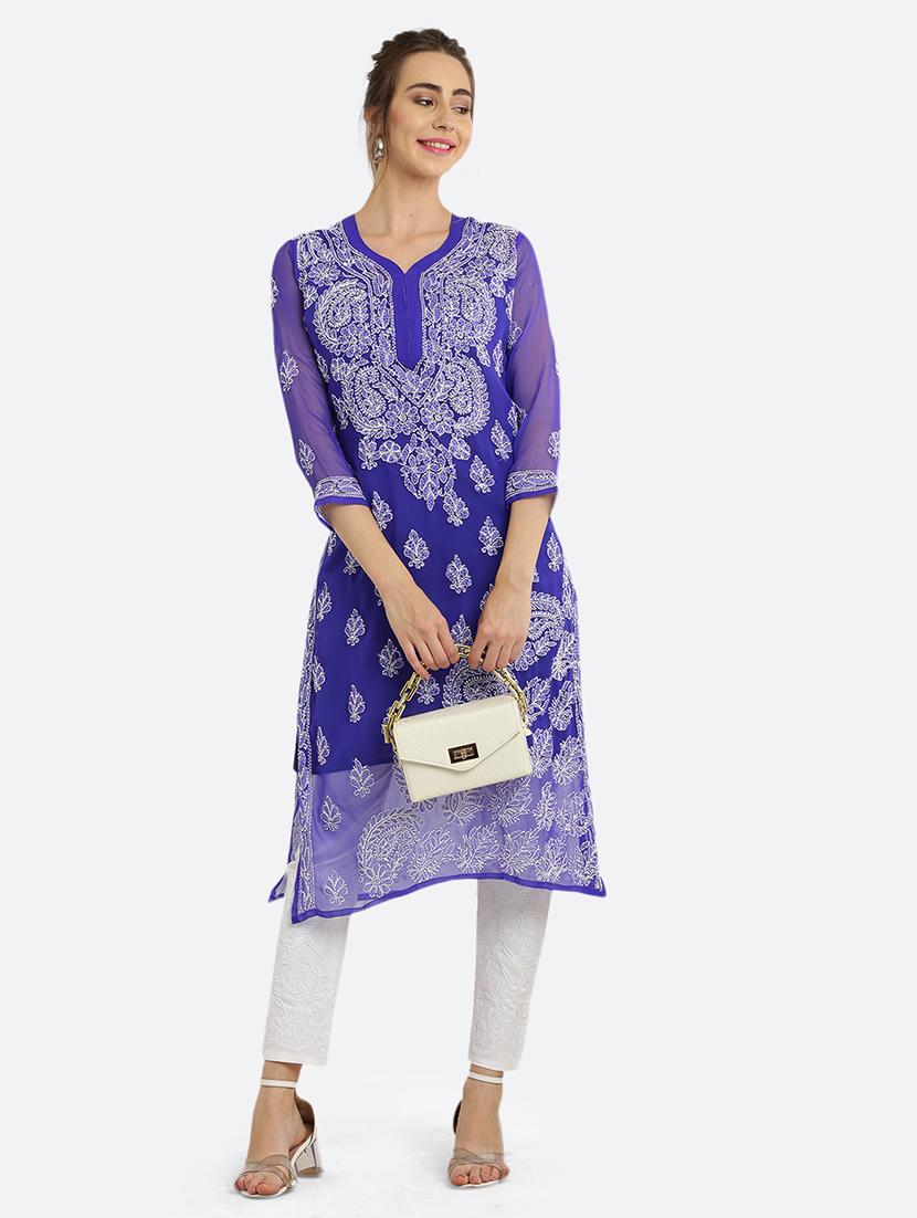 women chikankari sweetheart neck kurta - 21572135 - Zoom Image - 0