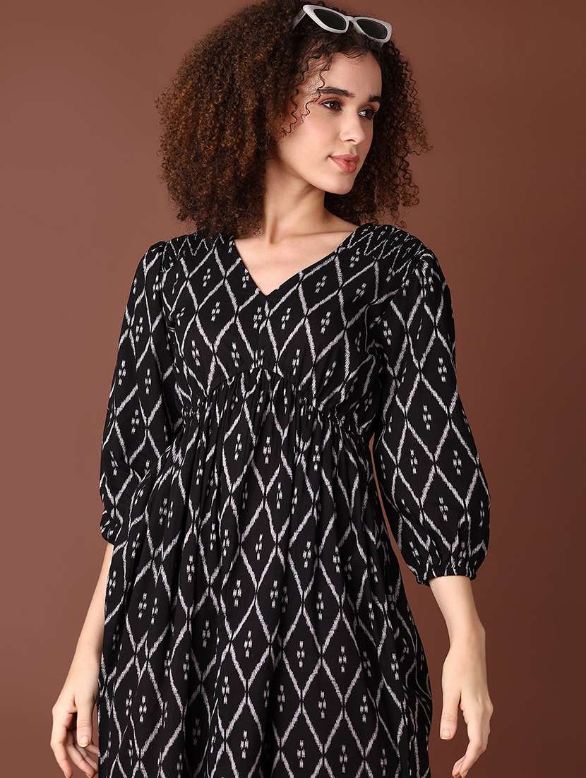 women black printed a-line ethnic dress - 21572218 -  Standard Image - 4