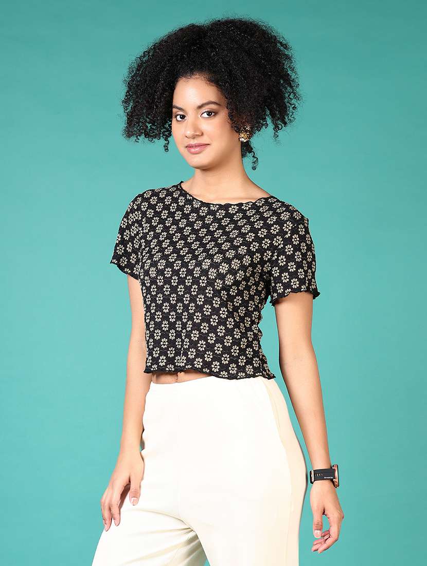 women self design short sleeve crop top