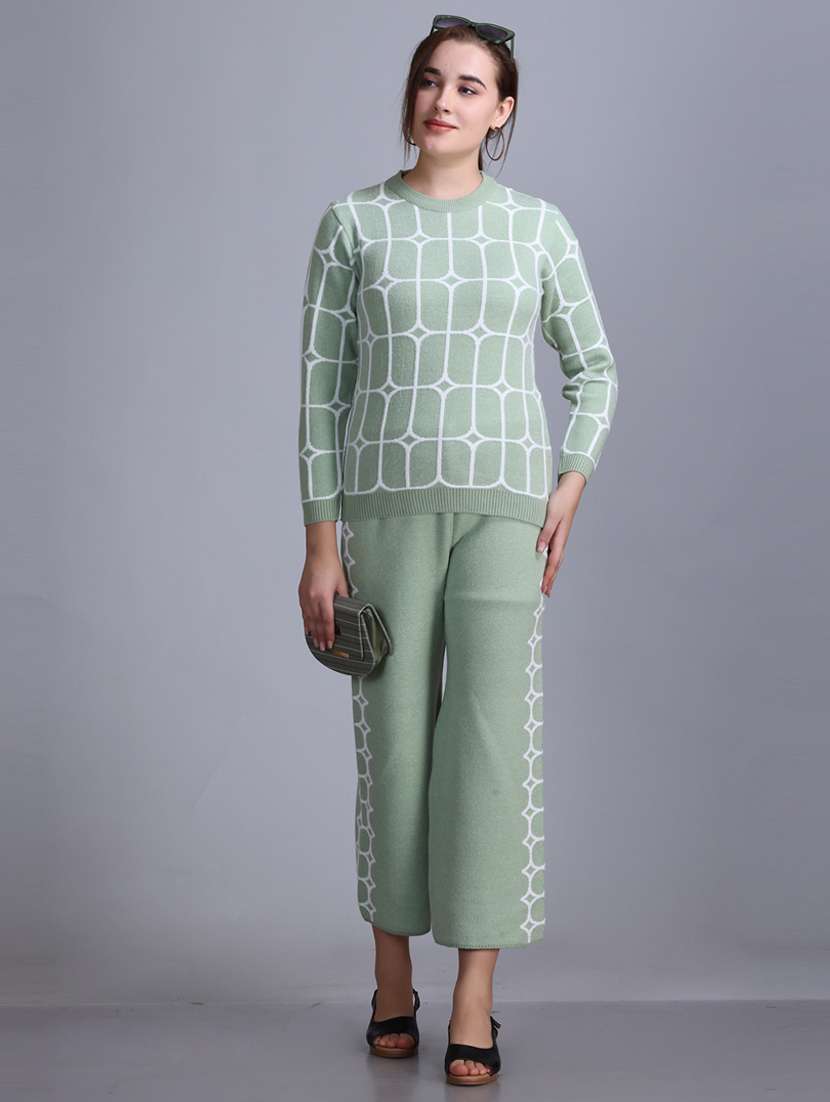 women self design winter co-ord set