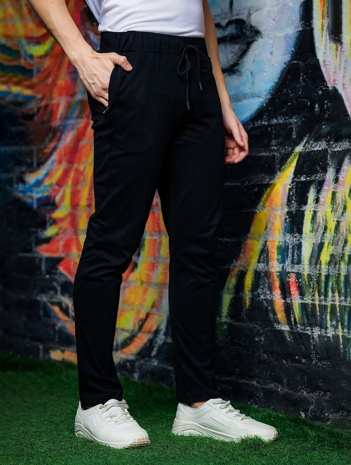 men solid regular fit track pant - 21577281 -  Standard Image - 1