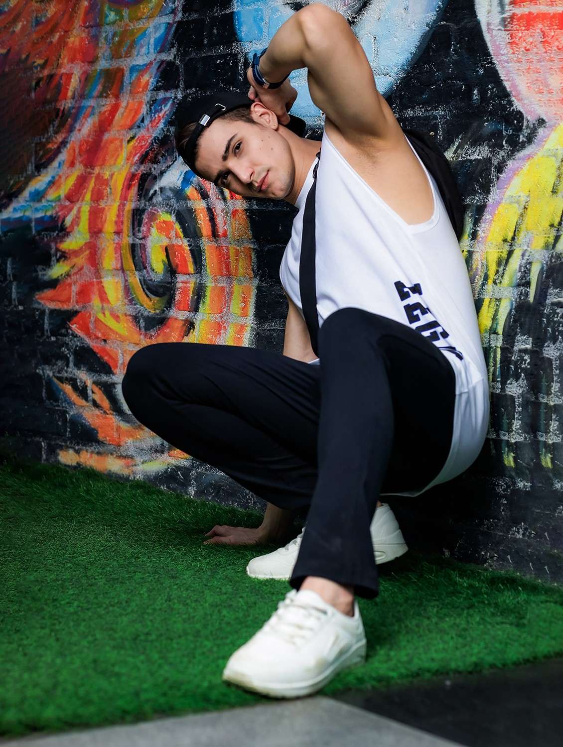 men solid regular fit track pant - 21577281 -  Standard Image - 4