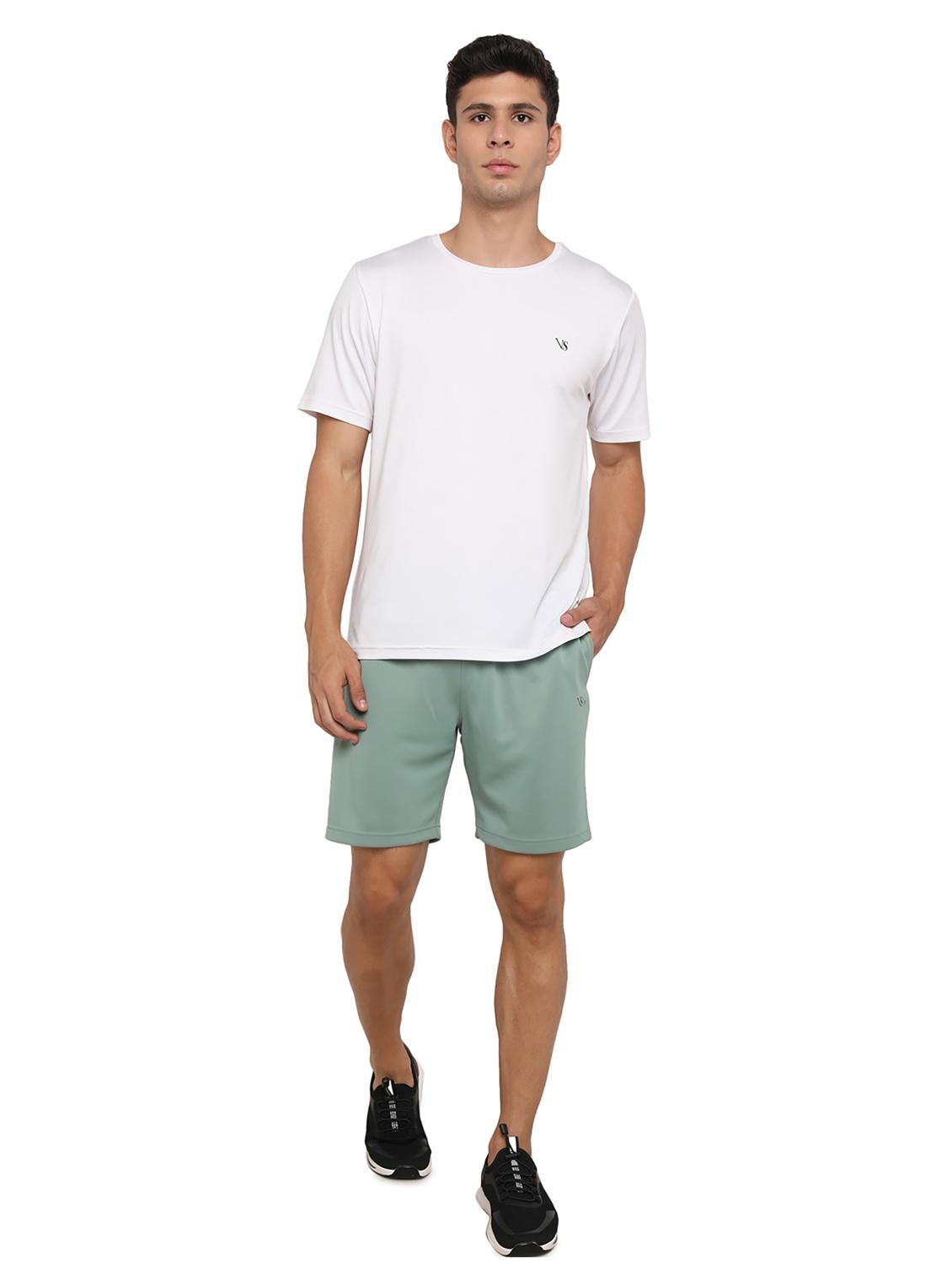men regular fit plain mid rise shorts - 21577340 - Standard Image - 4