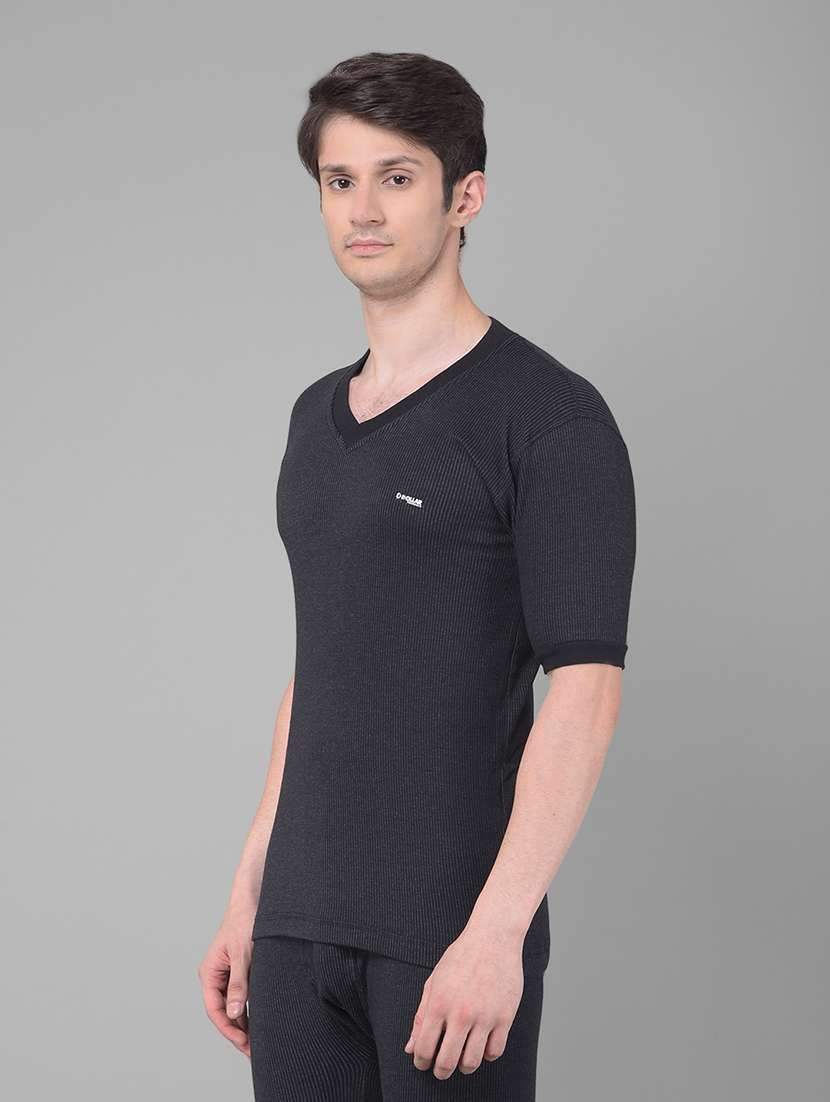 men solid v neck half sleeve thermal top - 21578070 - Standard Image - 1