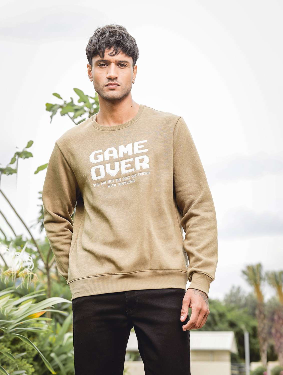 men chest print regular fit sweatshirt