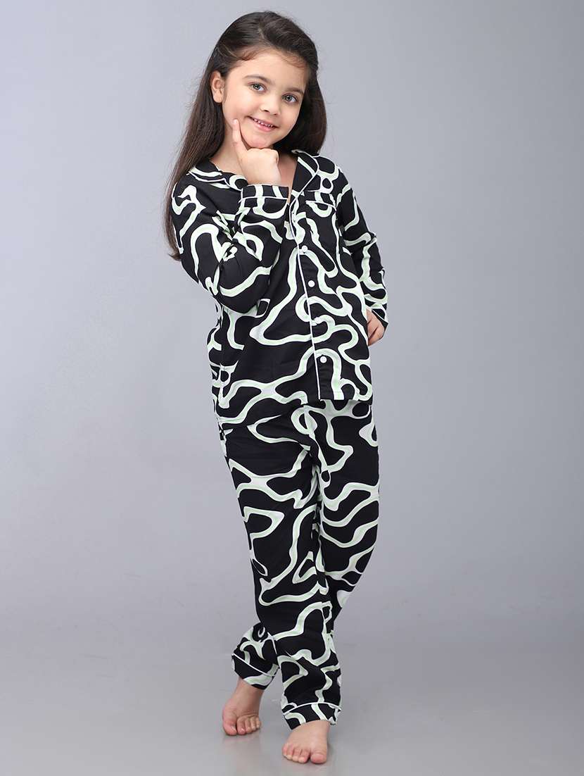 girl printed nightwear pyjama set - 21579544 -  Standard Image - 4