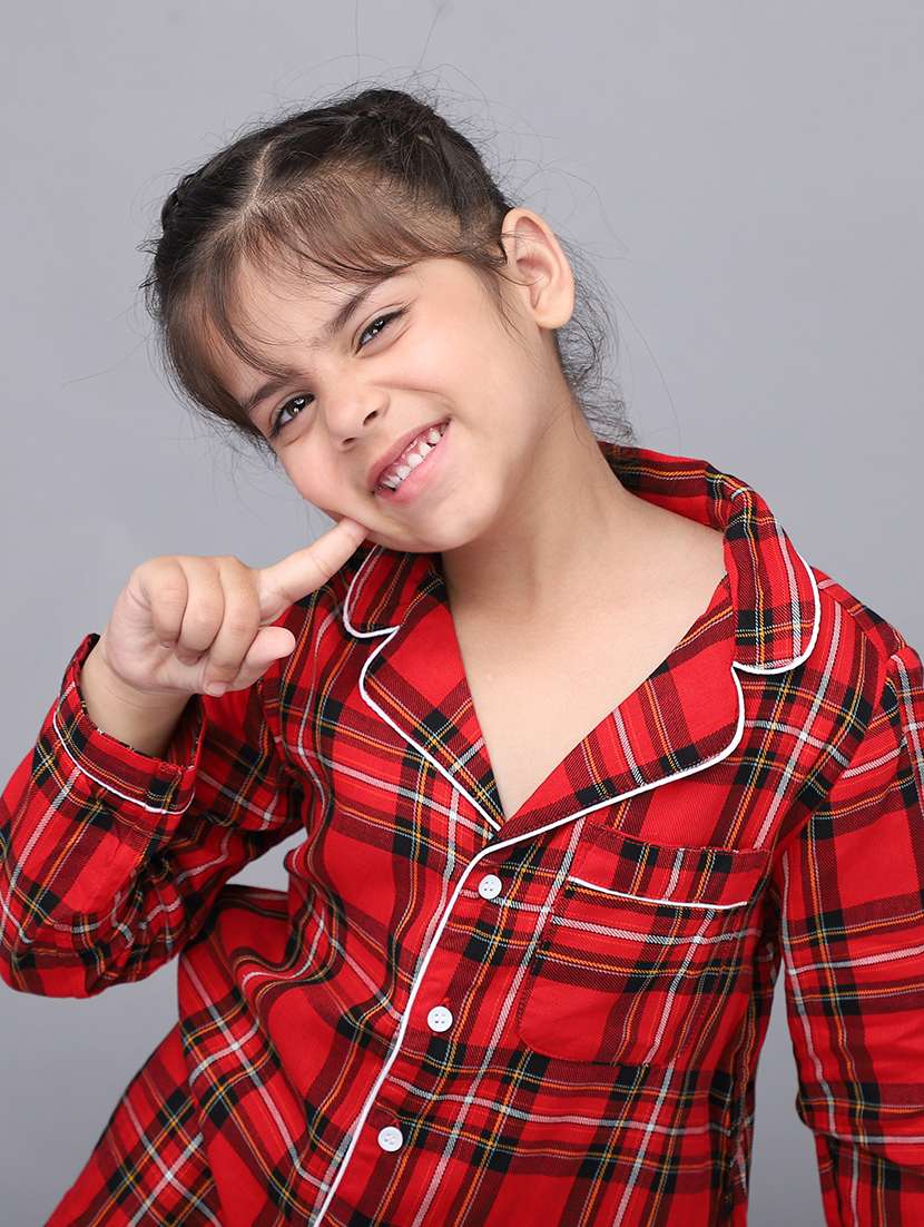 girl checks nightwear pyjama set - 21579554 -  Standard Image - 4