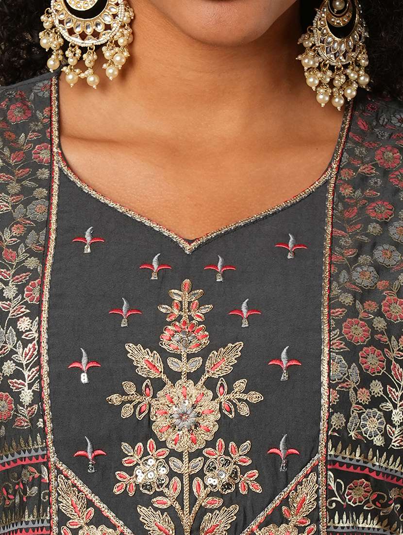 globus women grey embroidered yoke floral detailing foil print kurta & wide leg trousers festive set - 21579839 -  Standard Image - 4