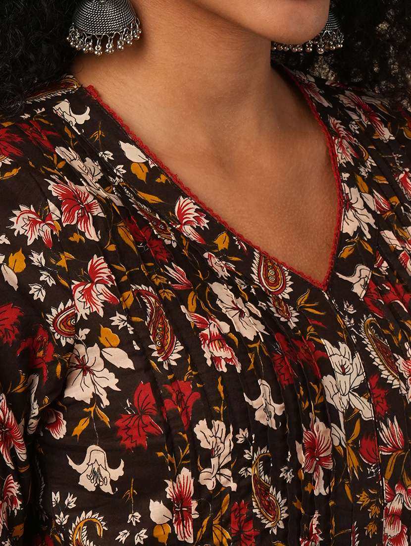 globus women brown v-neck all-over floral & paisley printed front slit pleated cotton a-line fusion kurta - 21579859 -  Standard Image - 4
