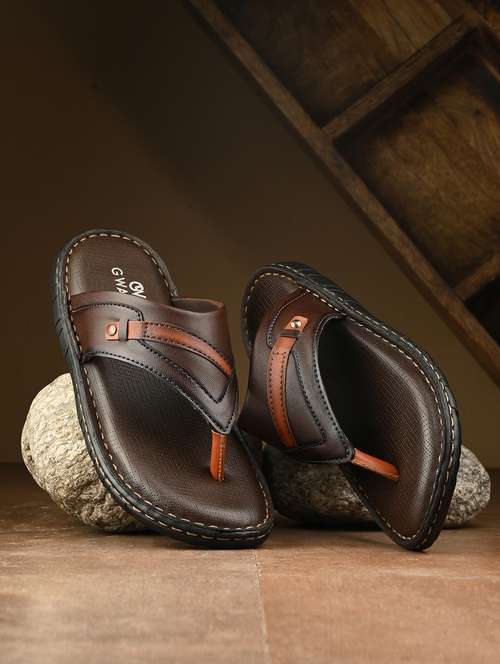 men comfortable slip on casual sandals