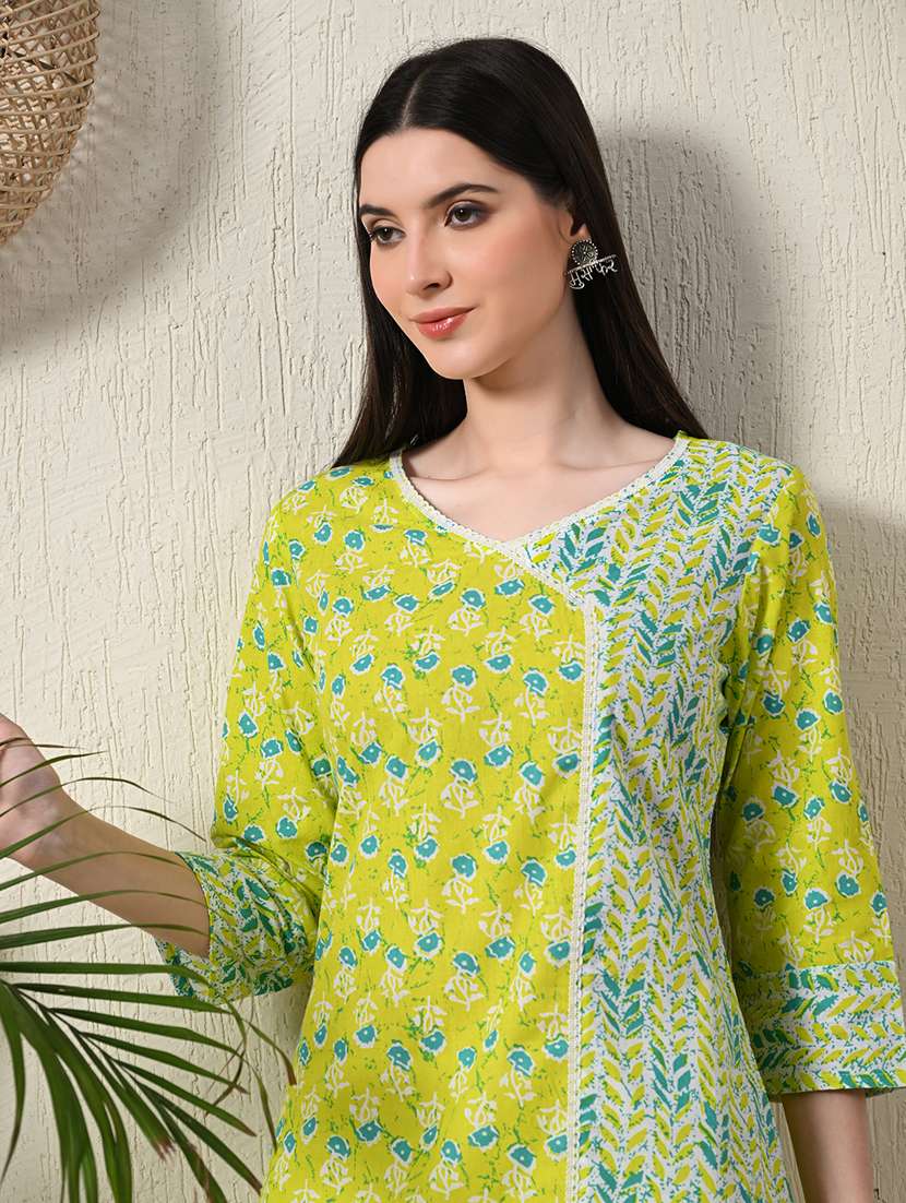 women three quarter sleeve angrakha kurti - 21581187 - Standard Image - 4