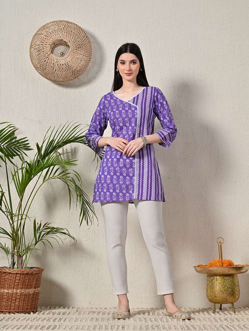 women printed angrakha short kurti - 21581188 - Standard Image - 4