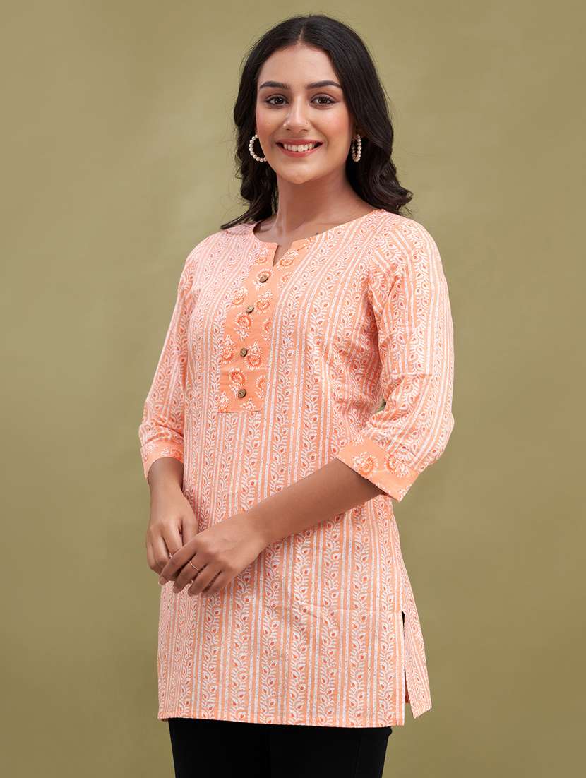 women three quarter sleeve straight kurti - 21581290 -  Standard Image - 1