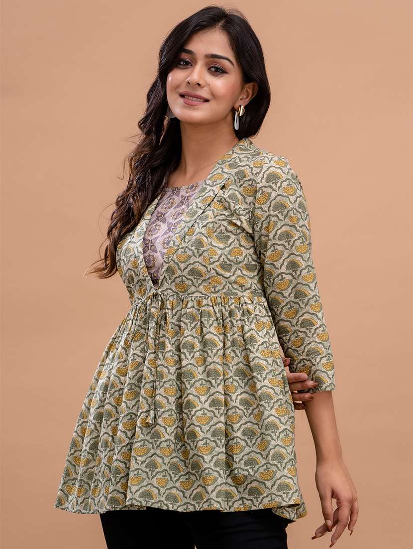 women three quarter sleeve flared kurti - 21581300 -  Standard Image - 1