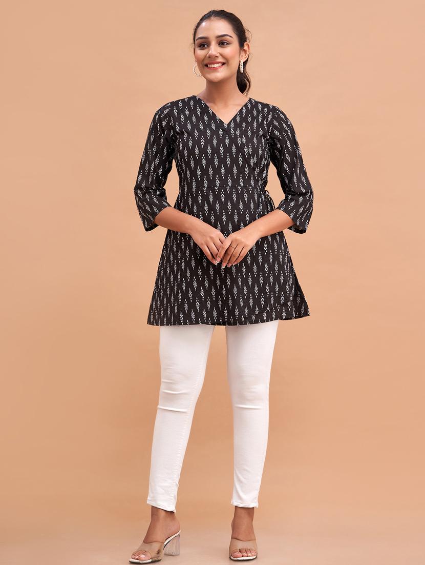 women printed three quarter sleeve angrakha kurti - 21581326 - Standard Image - 4