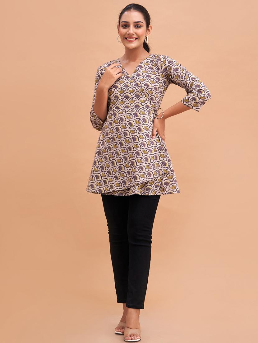 women three quarter sleeve angrakha kurti - 21581338 - Standard Image - 4
