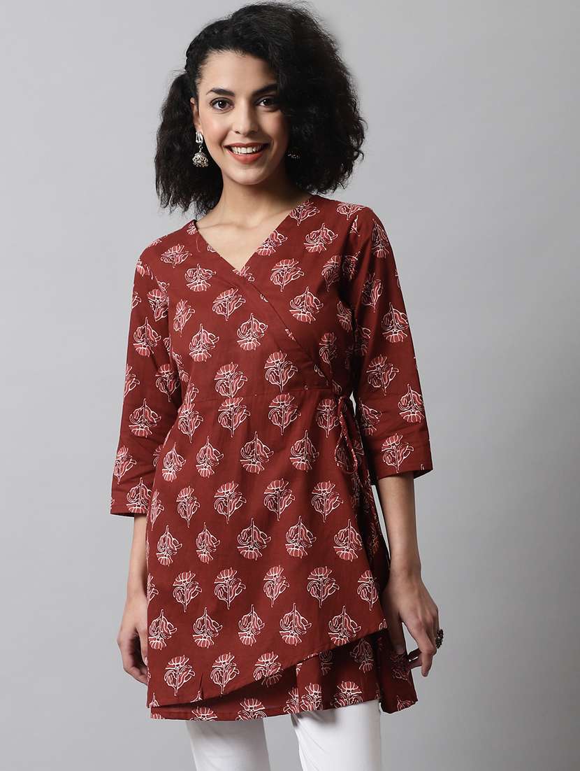 women three quarter sleeve angrakha kurti