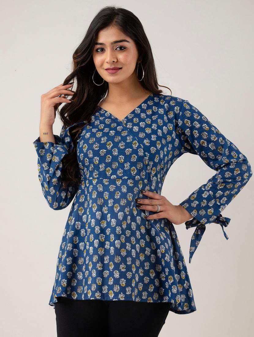 women blue long sleeve a-line kurti - 21581384 - Zoom Image - 0