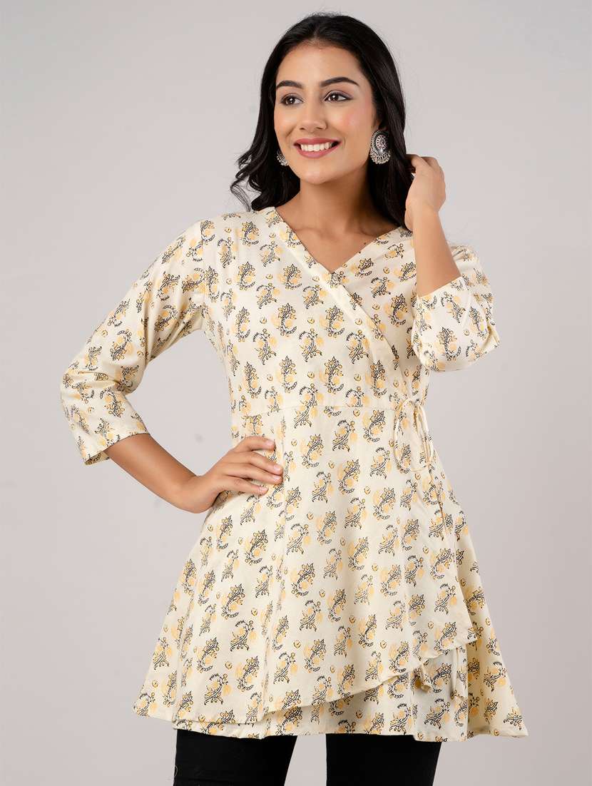 women three quarter sleeve angrakha kurti