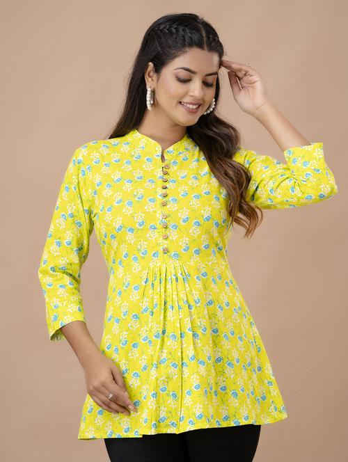 women three quarter sleeve printed regular top - 21582246 - Standard Image - 0