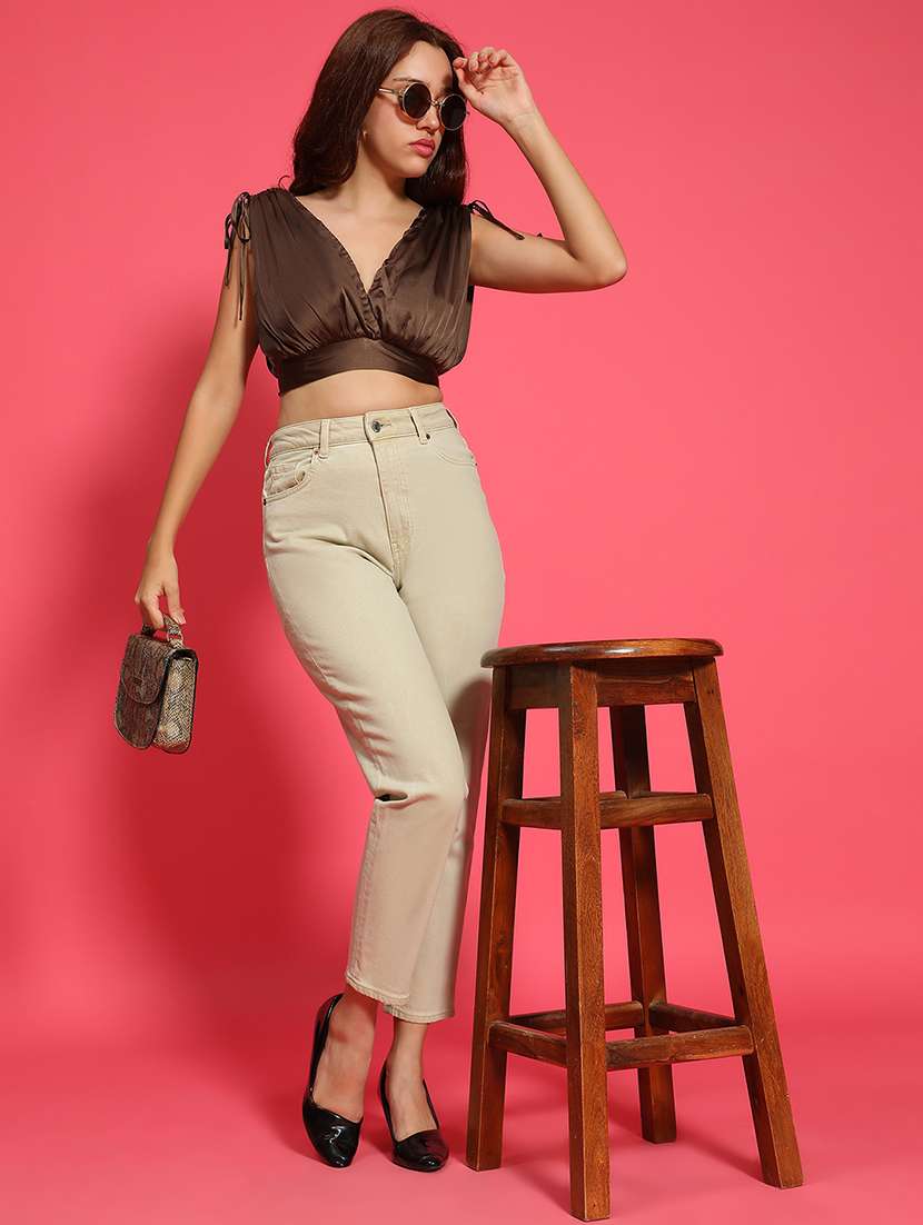 women solid sleeveless crop top - 21585019 -  Standard Image - 4