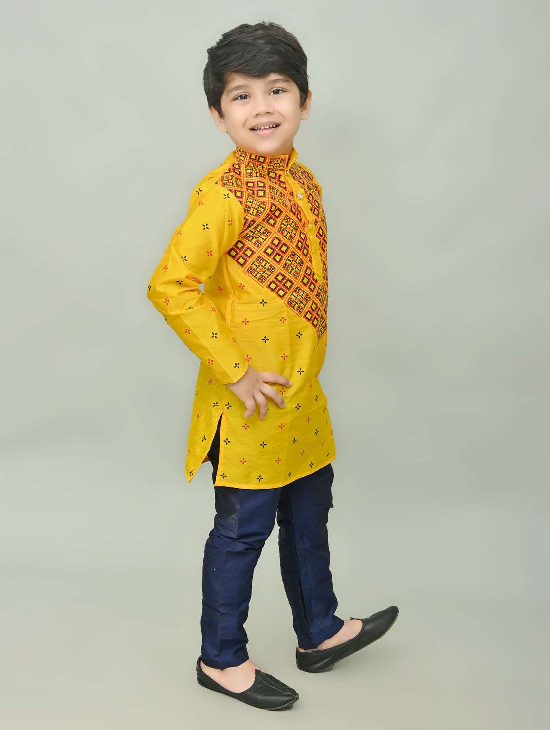 boys printed mandarin neck kurta pyjama set - 21585416 -  Standard Image - 1