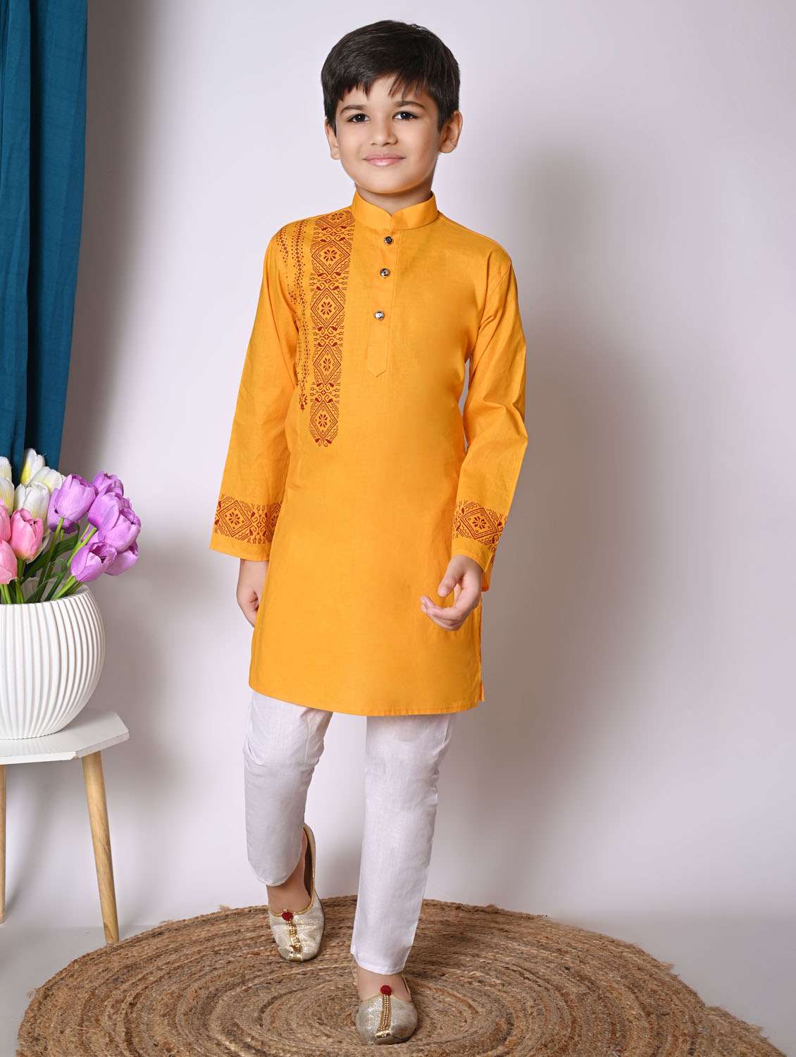 boys printed long sleeves kurta set