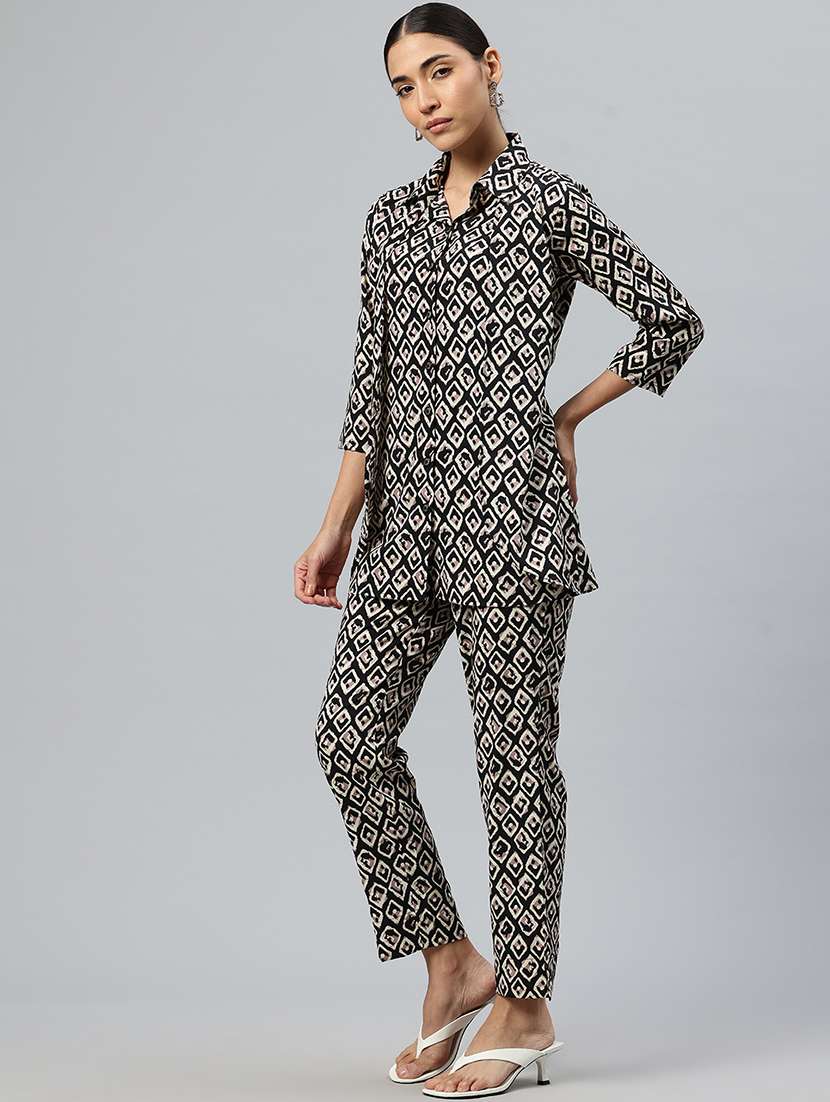 women printed shirt and trouser co-ord set - 21586261 -  Standard Image - 1