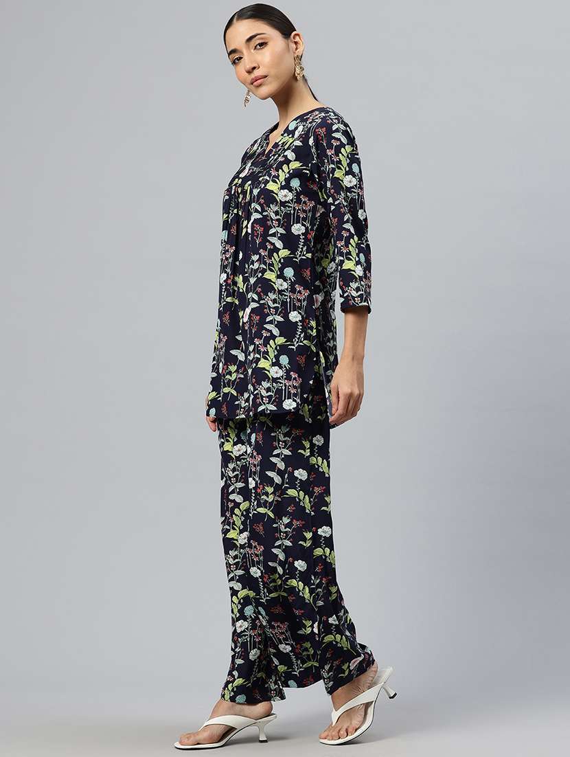women floral printed three quarter sleeves top & palazzo co-ord set - 21586274 - Standard Image - 1