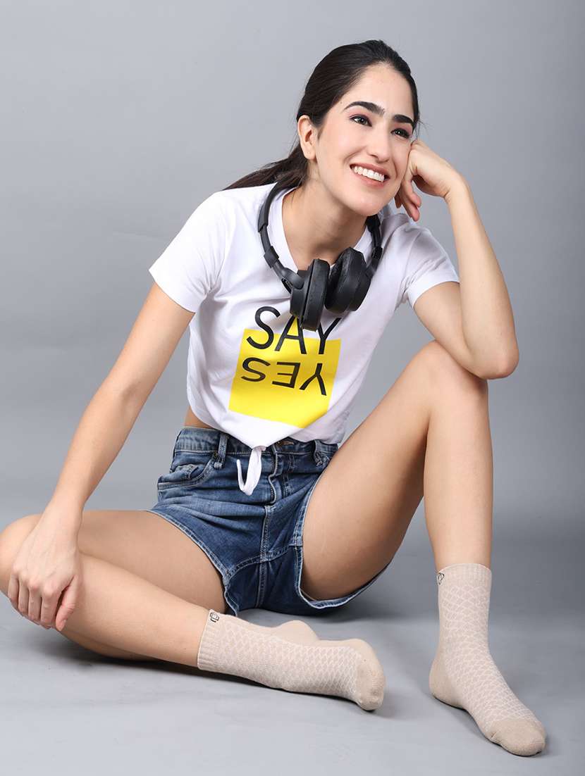 women pack of 3 ankle length socks - 21586985 -  Standard Image - 4