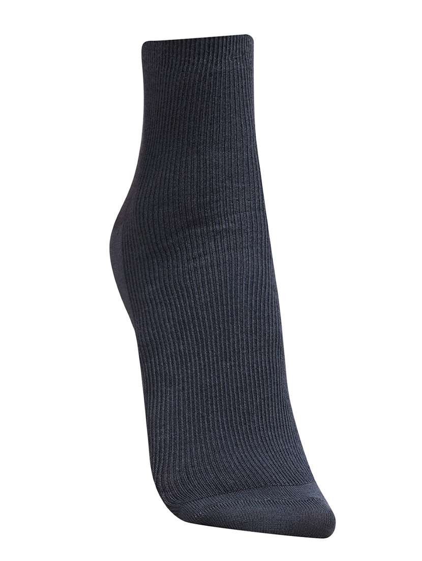 men pack of 3 above ankle length sock - 21587979 -  Standard Image - 1