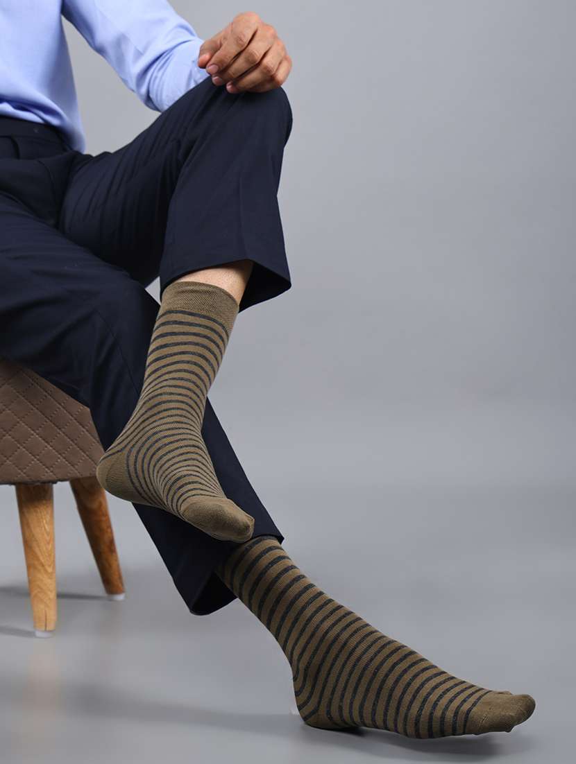 men pack of 3 above ankle length sock - 21588161 -  Standard Image - 4