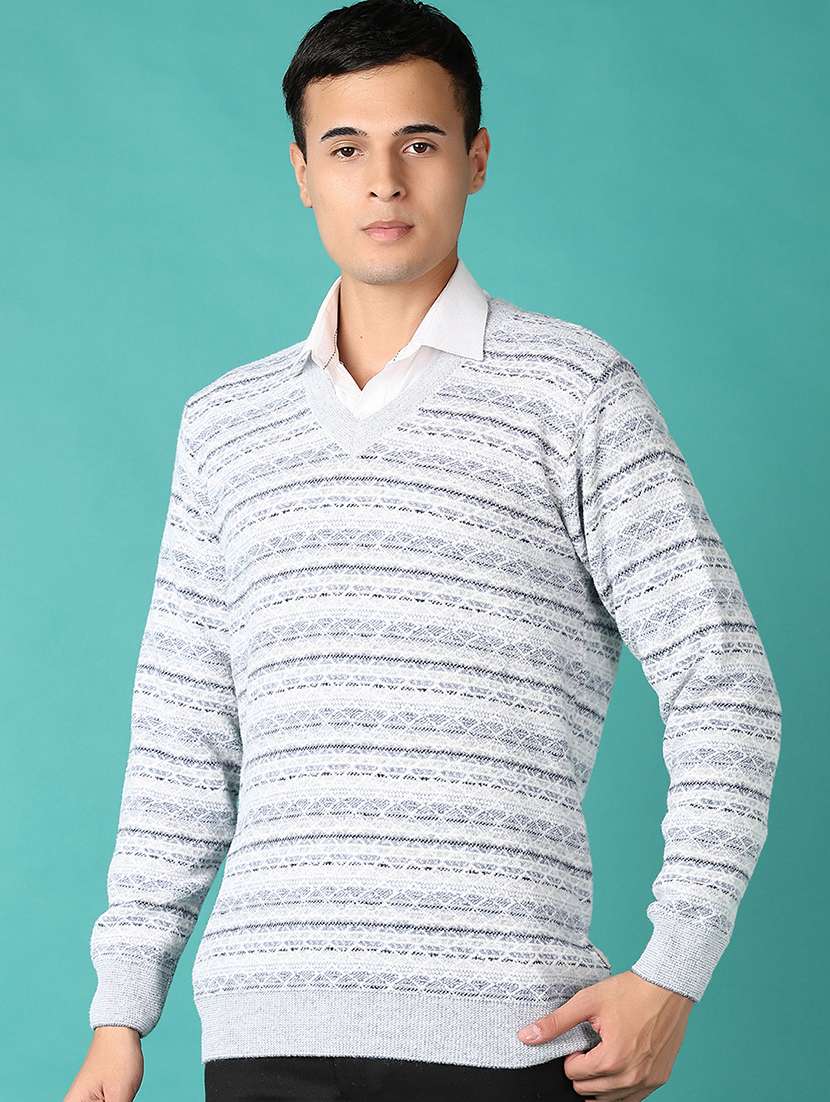 men self designed long sleeves cardigan