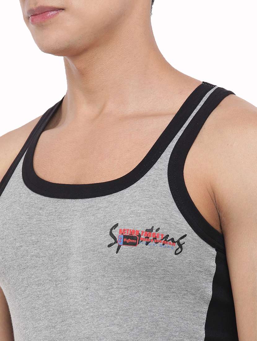 men pack of 2 color block vests - 21594558 -  Standard Image - 4