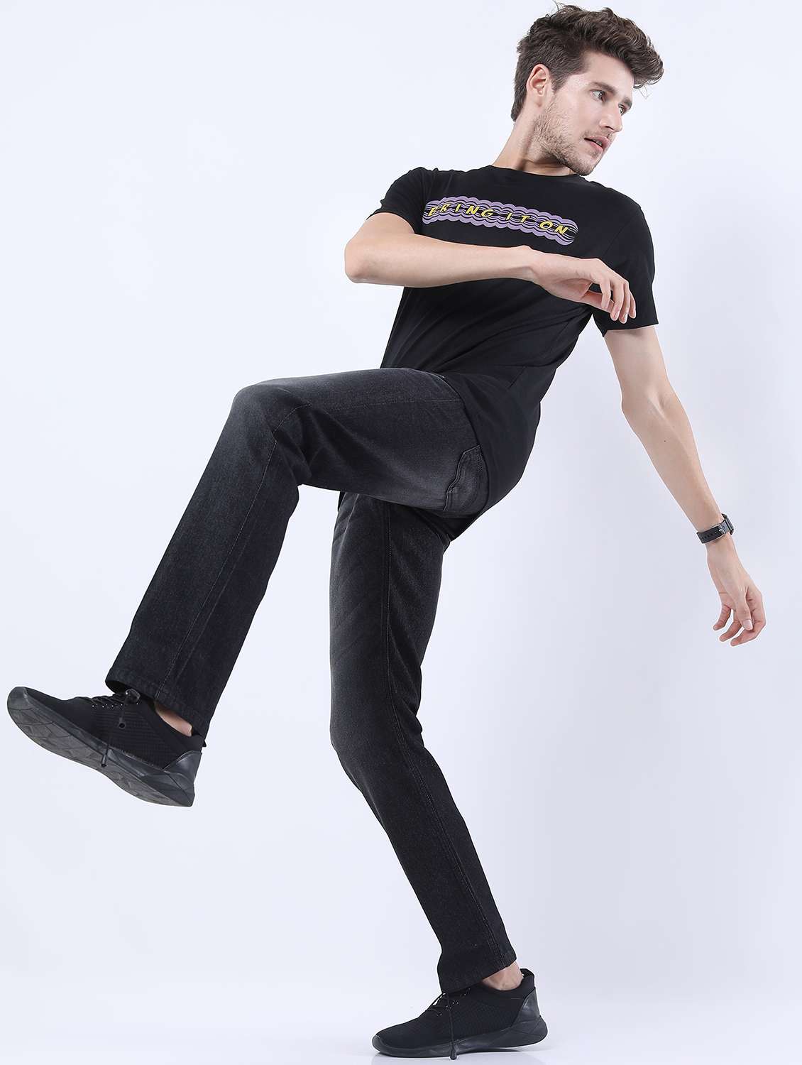 men mid rise plain jeans - 21595988 -  Standard Image - 4