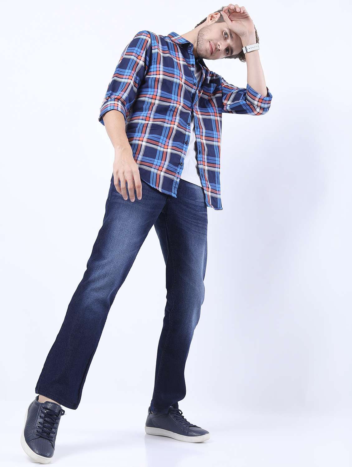 men mid rise plain jeans - 21596042 - Standard Image - 4