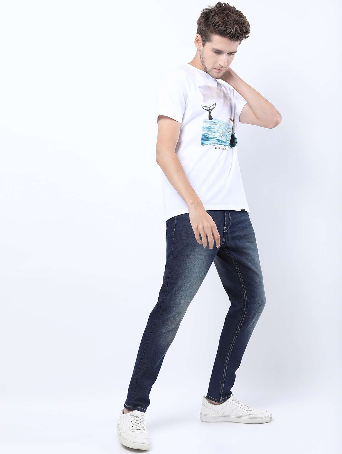 men mid rise plain jeans - 21596045 -  Standard Image - 4