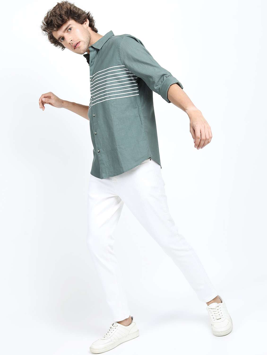 men plain slim fit mid rise jeans - 21596180 -  Standard Image - 4