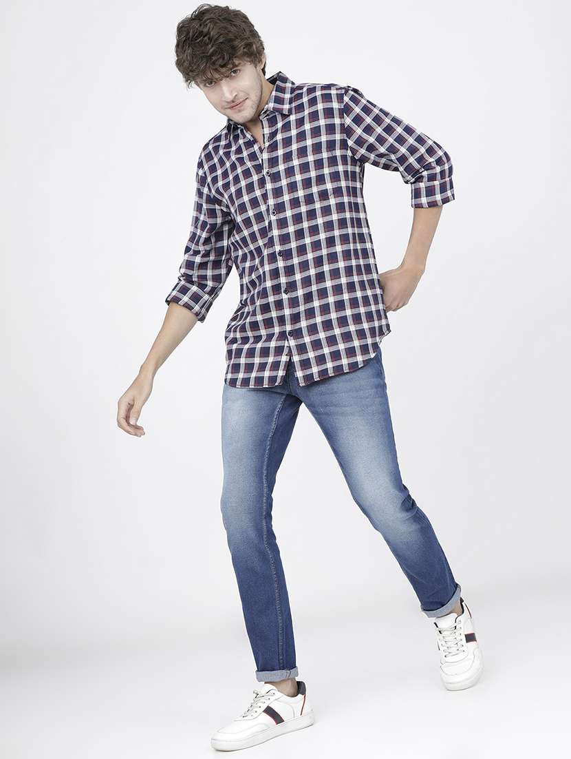 men plain slim fit mid rise jeans - 21596248 -  Standard Image - 4