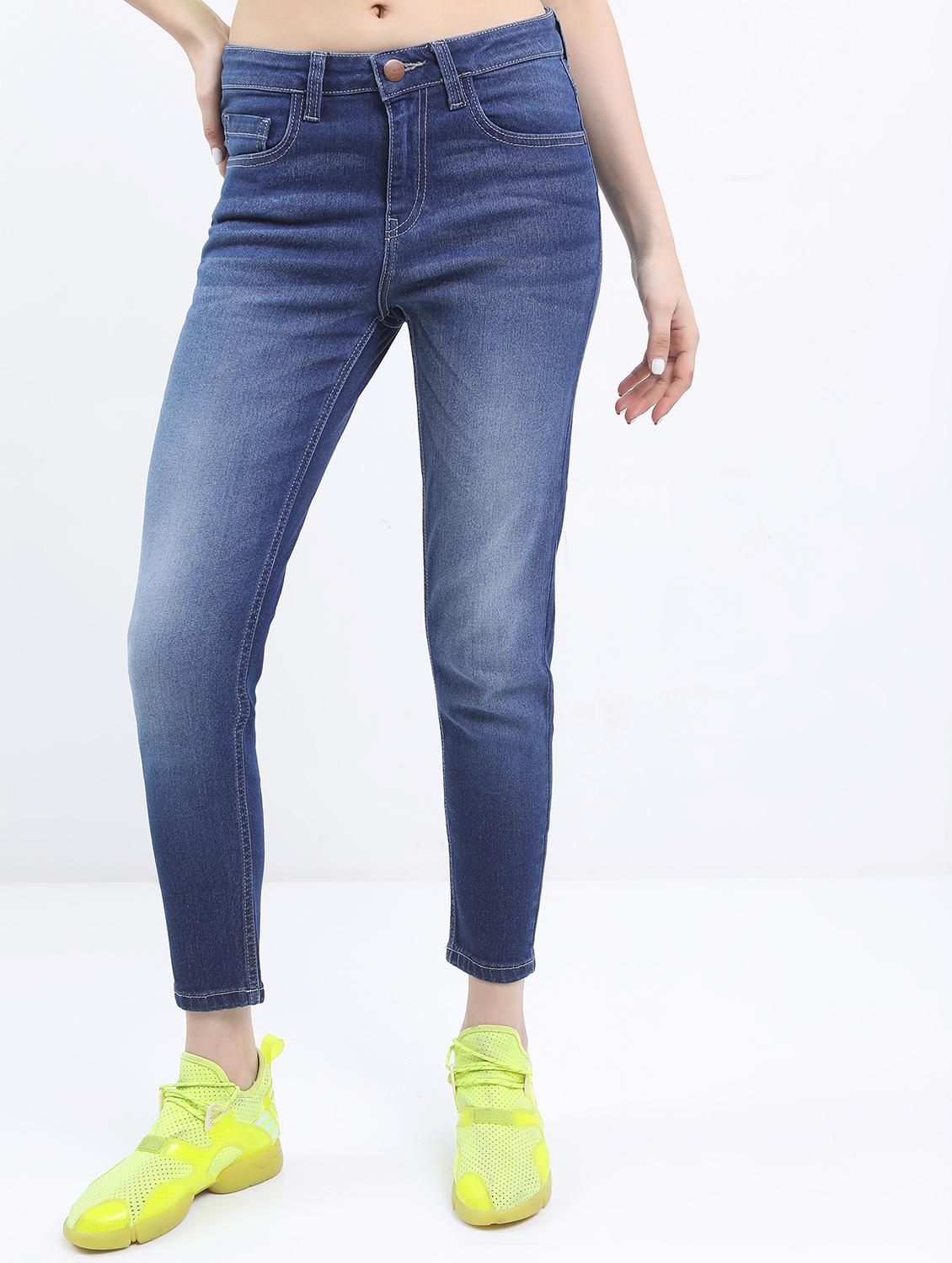 women solid mid rise slim fit jean - 21596306 - Zoom Image - 0
