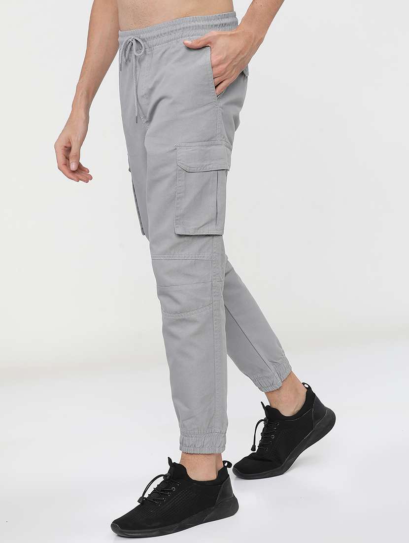 men solid regular fit mid rise cargo - 21596353 -  Standard Image - 1