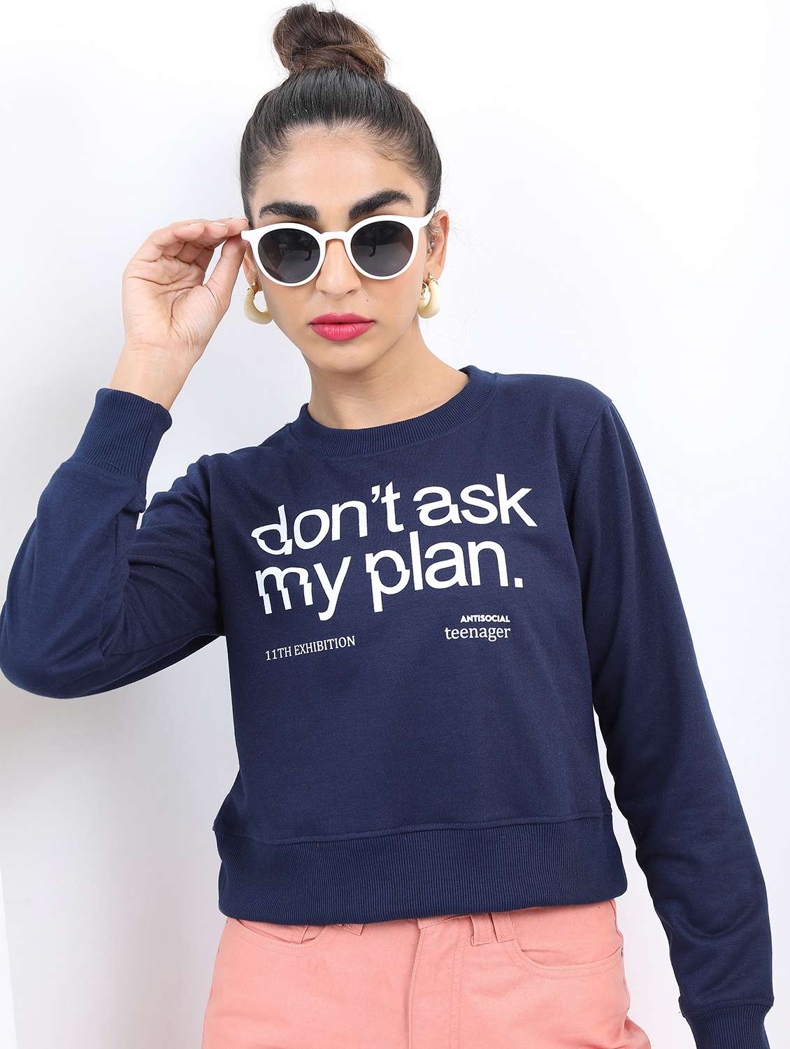 women long sleeve front print sweatshirt