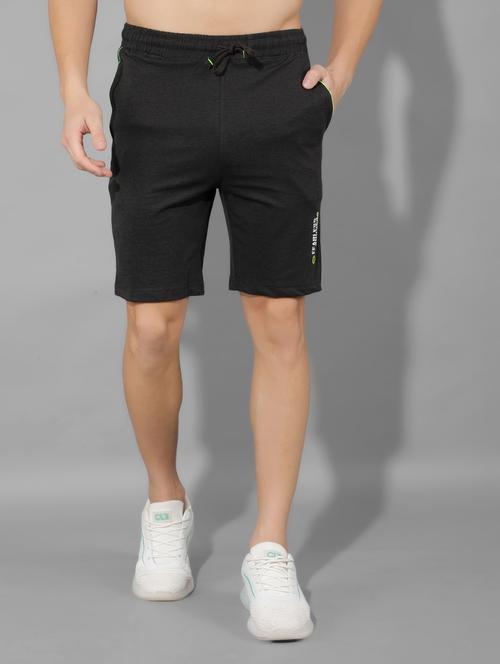 men solid bermuda shorts - 21596887 - Standard Image - 0